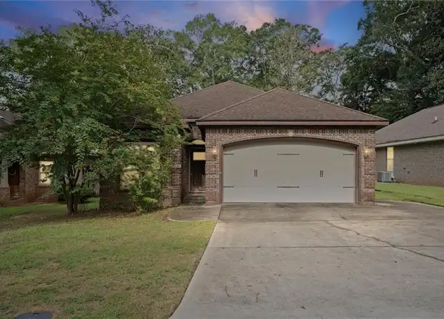 Property at 914 Henckley Ave, Mobile, AL, 36609, 4 beds, 2 baths, [object Object]