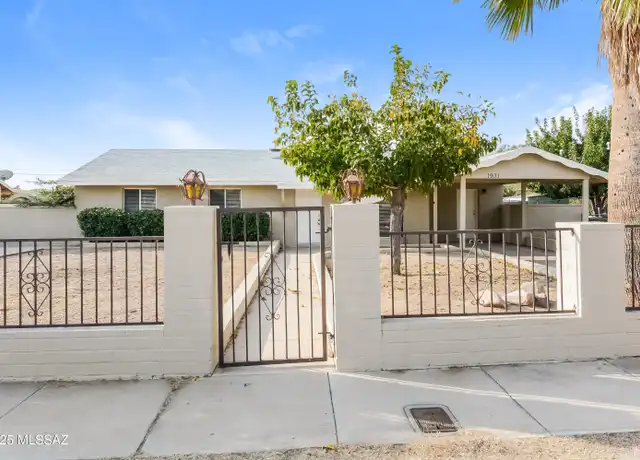 Property at 1931 W Merlin Rd, Tucson, AZ, 85713, 3 beds, 2 baths, [object Object]