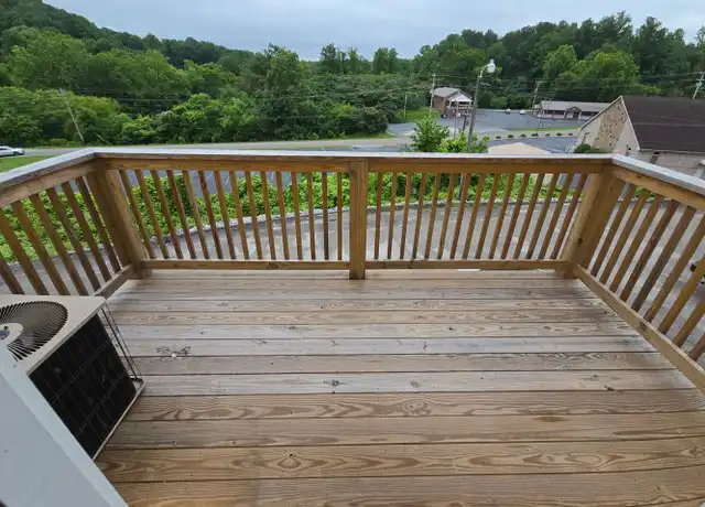Property at 434 Hillside Dr Unit 11, Harriman, TN, 37748, 2 beds, 1.5 baths, [object Object]
