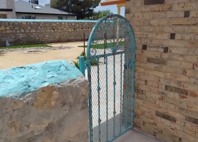 Property at 11400 Bob Mitchell Dr, El Paso, TX, 79936, 3 beds, 2 baths, [object Object]