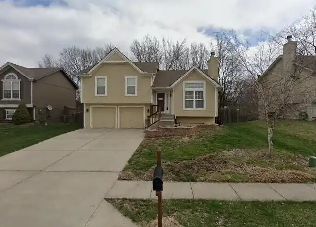 Property at 11219 N McGee St, Kansas City, MO, 64155, 3 beds, 2 baths, [object Object]
