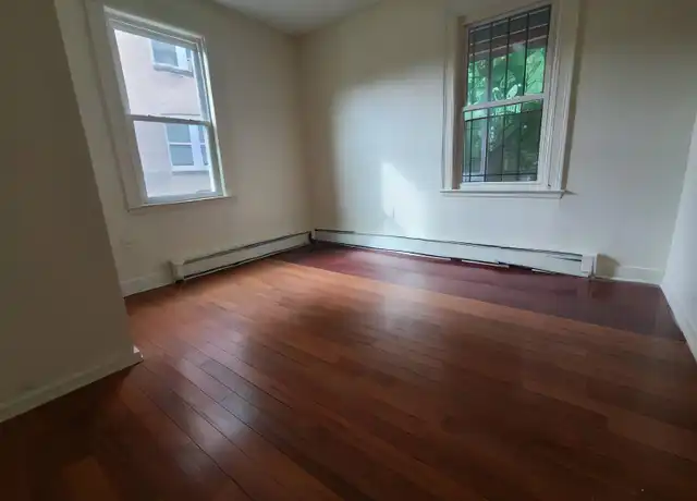 Property at 256 Mather St Unit 1A, Hartford, CT, 06112, 2 beds, 1 bath, [object Object]