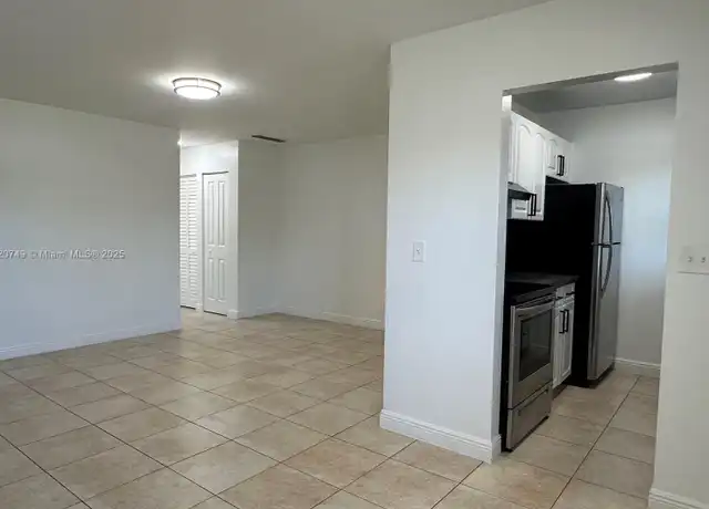 Property at 5841 SW 36th Ct Unit 203, Davie, FL, 33314, 1 bed, 1 bath, [object Object]