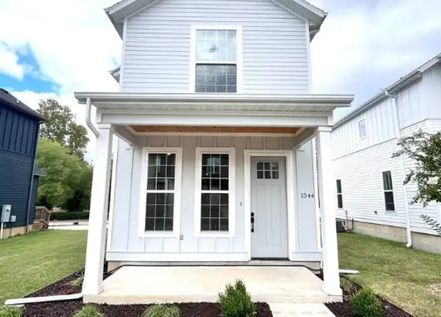 Property at 1344 S Duncan Ave, Fayetteville, AR, 72701, 2 beds, 2.5 baths, [object Object]
