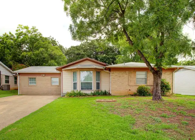 Property at 1717 England Rd, Arlington, TX, 76013, 4 beds, 2 baths, [object Object]