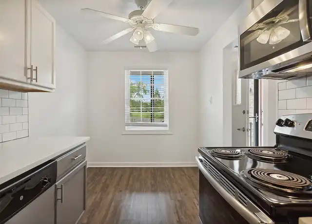 Property at The Hinsdale - 301 W 59th St, Hinsdale, IL, 60521, 2 beds, 1 bath, [object Object]