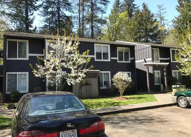 Property at Elk Run Apartments - 2400 20th Ave NW, Olympia, WA, 98502, 2 beds, 1 bath, [object Object]