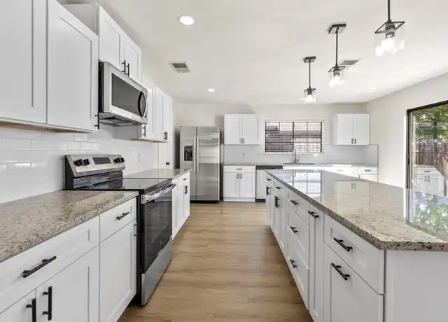 Property at 1073 Stone Holw, New Braunfels, TX, 78130, 4 beds, 2.5 baths, [object Object]