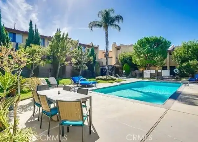 Property at 22038 Vanowen St #215, Woodland Hills, CA, 91303, 2 beds, 2.5 baths, [object Object]