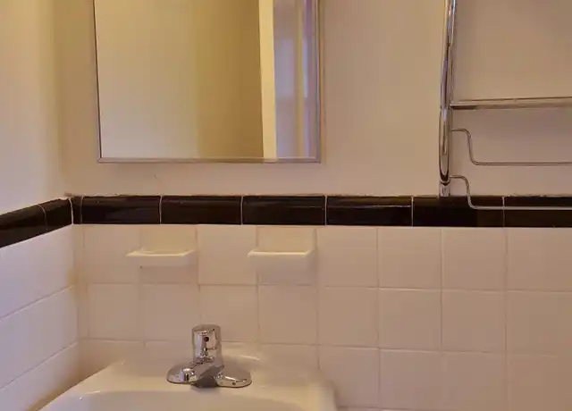 Property at 8809 Plymouth St Unit 6, Silver Spring, MD, 20901, 1 bed, 1 bath, [object Object]