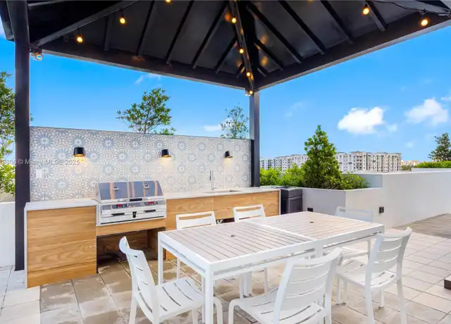 Property at 208 N Federal Hwy Unit 713, Pompano Beach, FL, 33062, 0 beds, 1 bath, [object Object]