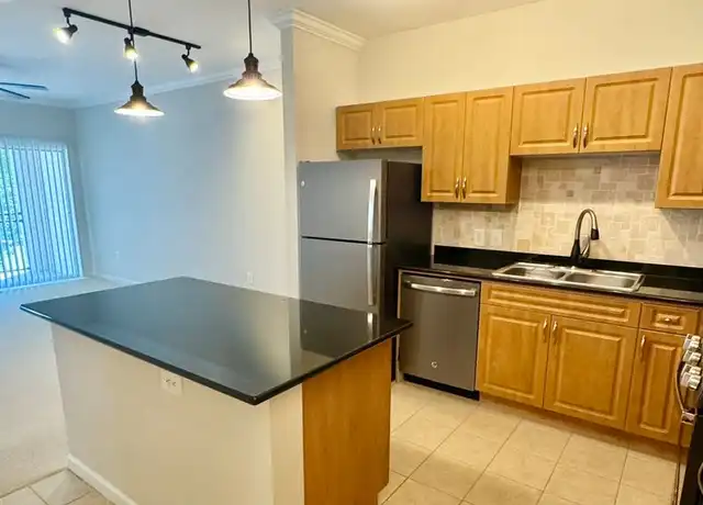 Property at 12945 Centre Park Cir, Herndon, VA, 20171, 1 bed, 1 bath, [object Object]
