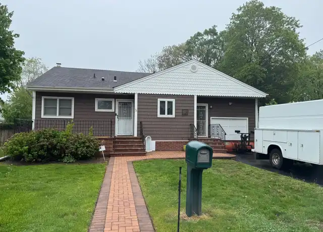 Property at 32 Brooklyn St, Deer Park, NY, 11729, 3 beds, 2 baths, [object Object]