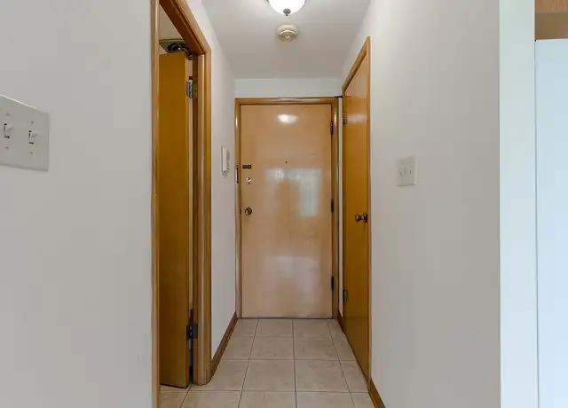 Photo of 401 E Chicago St, Elgin, IL 60120