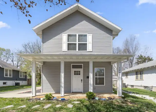 Property at 1041 E Delmar St, Springfield, MO, 65807, 4 beds, 4.5 baths, [object Object]