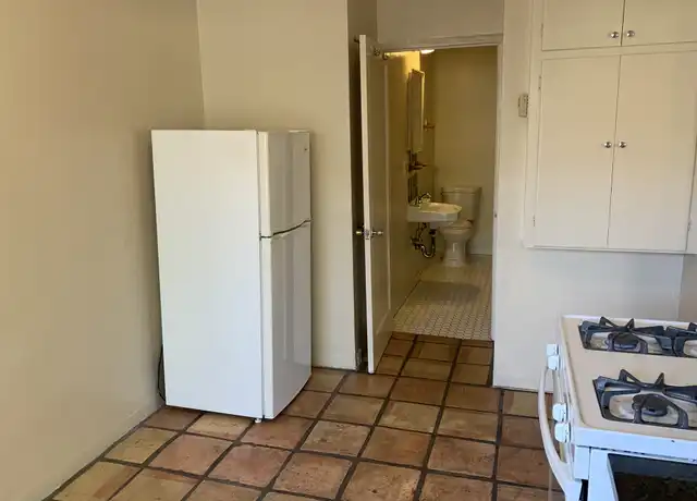 Property at 1920 Lead Ave SE Unit B, Albuquerque, NM, 87106, 1 bed, 1 bath, [object Object]