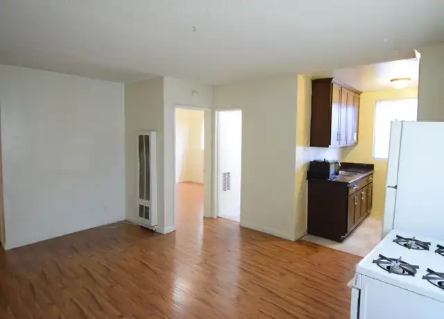Property at 2618 Ellendale Pl Unit 2, Los Angeles, CA, 90007, 1 bed, 1 bath, [object Object]
