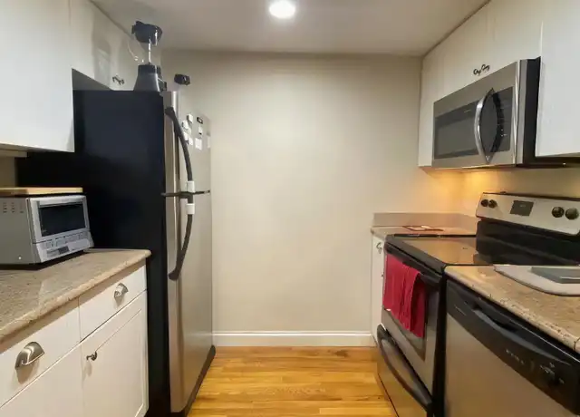 Property at 317 St Paul St Unit 4, Brookline, MA, 02446, 1 bed, 1 bath, [object Object]