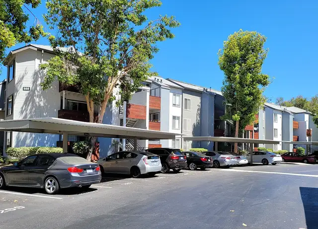 Photo of 902 Davis St, San Leandro, CA 94577