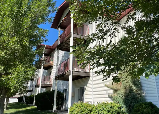 Property at Turnpike Apartments - 2140 Xavier St, Bismarck, ND, 58501, 2 beds, 1 bath, Contact for Price