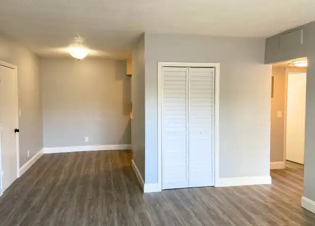 Property at 430 NW 41st St Unit 3, Oakland Park, FL, 33309, 2 beds, 1 bath, [object Object]