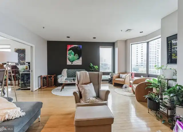 Property at 10 E Lee St #909, Baltimore, MD, 21202, 2 beds, 2 baths, [object Object]