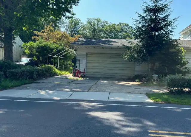 Property at 296 Riva Ave Unit 2, Milltown, NJ, 08850, 2 beds, 1 bath, [object Object]