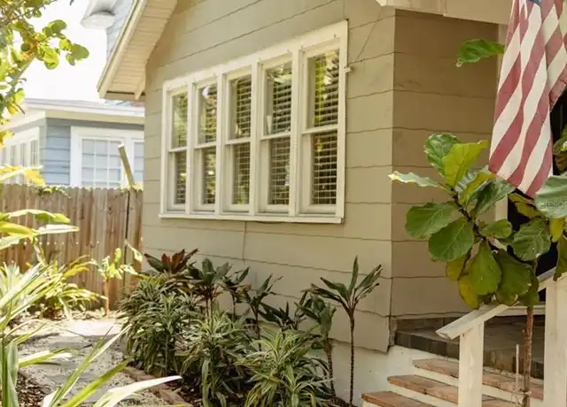 Property at 1024 22nd Ave N, Saint Petersburg, FL, 33704, 3 beds, 2 baths, [object Object]