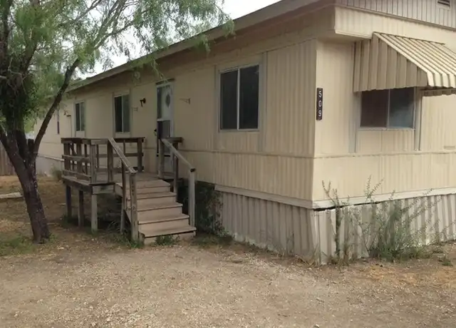Property at 509 Elm St, Jourdanton, TX, 78026, 2 beds, 2 baths, [object Object]