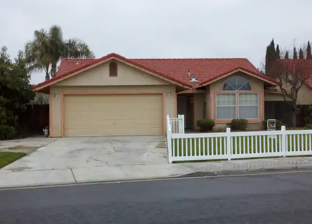 Property at 1014 Santa Barbara St, Los Banos, CA, 93635, 3 beds, 2 baths, [object Object]