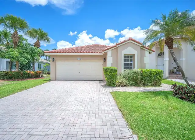 Property at 17002 NW 10th St, Pembroke Pines, FL, 33028, 3 beds, 2 baths, [object Object]