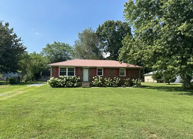 Property at 121 Highland Dr, White House, TN, 37188, 3 beds, 1 bath, [object Object]