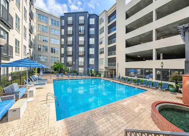 Photo of 360 Pharr Rd NE, Atlanta, GA 30305