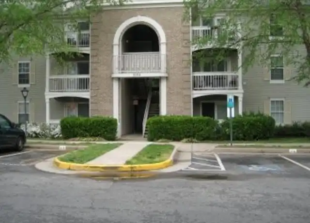 Property at 5708 Olde Mill Ct #129, Alexandria, VA, 22309, 2 beds, 2 baths, [object Object]