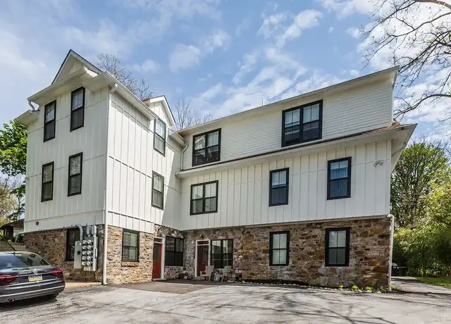 Property at 225 N Whitford Rd, Exton, PA, 19341, 1 bed, 1 bath, [object Object]