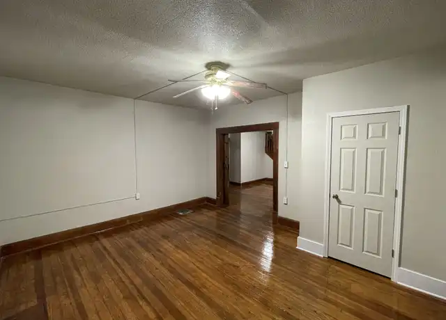 Property at 611 Cleburn St, Warrensburg, MO, 64093, 4 beds, 2 baths, [object Object]