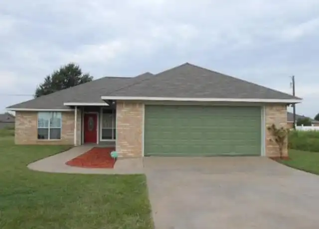 Property at 325 Schooner Rd, Gun Barrel City, TX, 75156, 3 beds, 2 baths, [object Object]