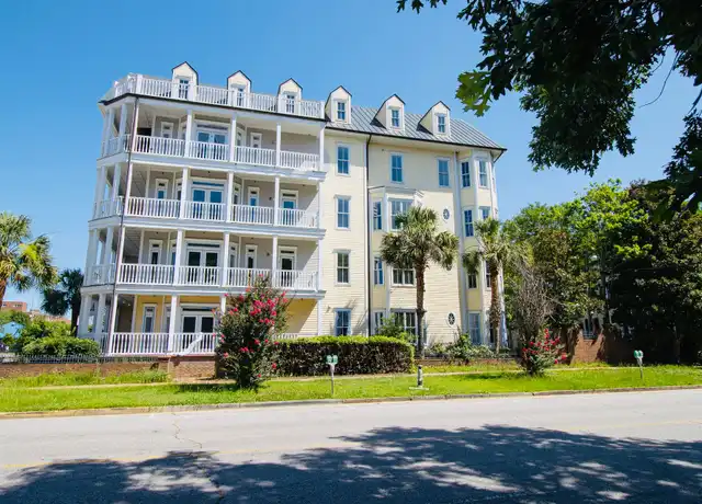 Property at 1303 Blanding St Apt 201, Columbia, SC, 29201, 1 bed, 1 bath, [object Object]