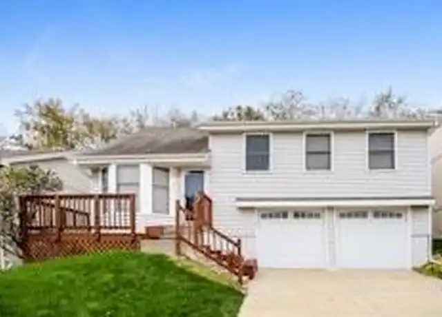Property at 927 NW 62nd Ter, Kansas City, MO, 64118, 3 beds, 2 baths, [object Object]