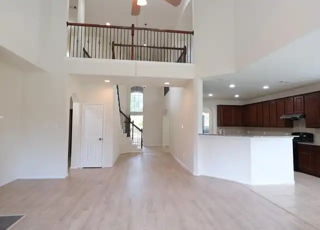Property at 12802 Flat Creek Dr, Pearland, TX, 77584, 4 beds, 3.5 baths, [object Object]