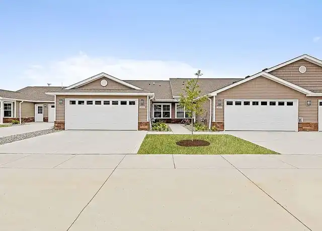 Property at Redwood Charlotte Ridge Road - 6110a Gladiolus Ln, Charlotte, NC, 28269, 2 beds, 2 baths, [object Object]