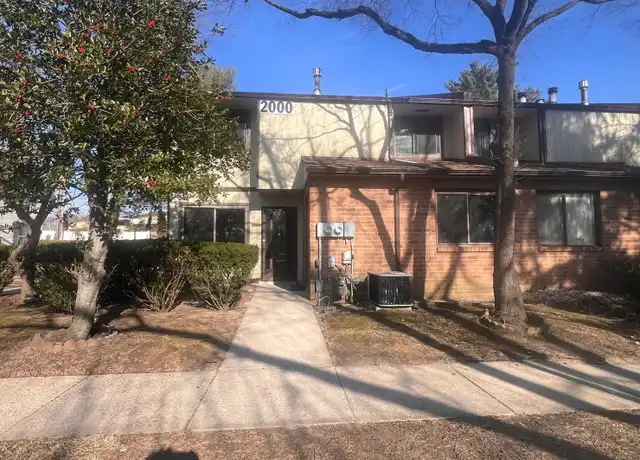 Property at 2009 Greenwood Dr, Lindenwold, NJ, 08021, 3 beds, 2.5 baths, [object Object]