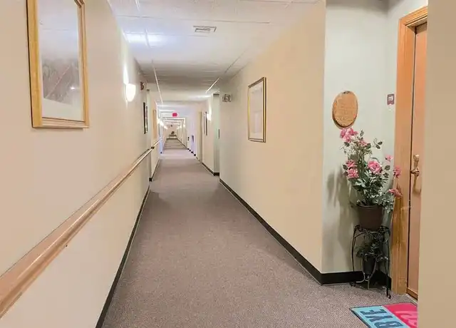 Property at Algonquin Manor - 5005 W Bradley Rd, Milwaukee, WI, 53223, 1 bed, 1 bath, [object Object]