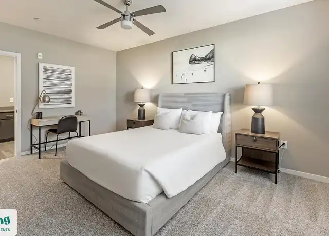 Property at 402 W Lincoln St, Phoenix, AZ, 85003, 2 beds, 1 bath, [object Object]