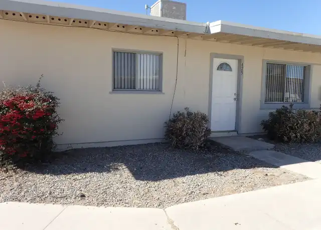 Property at 425 Palm Dr, Ridgecrest, CA, 93555, 2 beds, 1 bath, [object Object]