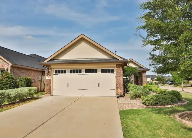 Property at 12121 City Trek Ln, Houston, TX, 77047, 3 beds, 2 baths, [object Object]