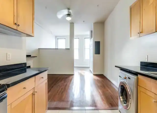 Property at 1321 E Main St Unit 310, Richmond, VA, 23219, 1 bed, 1 bath, [object Object]