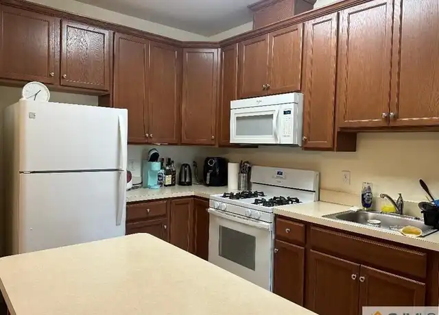 Property at 746 Liberty Ct, Piscataway, NJ, 08854, 2 beds, 2 baths, [object Object]