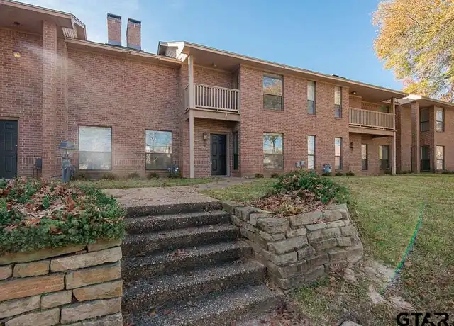 Property at 5907 Hollytree Dr, Tyler, TX, 75703, 2 beds, 2 baths, [object Object]