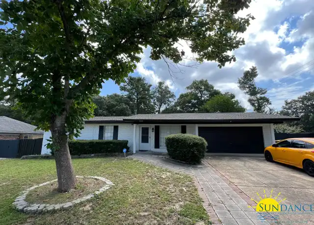 Property at 322 Briarwood Cir NW, Fort Walton Beach, FL, 32548, 3 beds, 2 baths, [object Object]